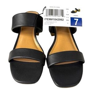 Black Two-Strap Block Heel Sandals – Size 7 (New in Box)